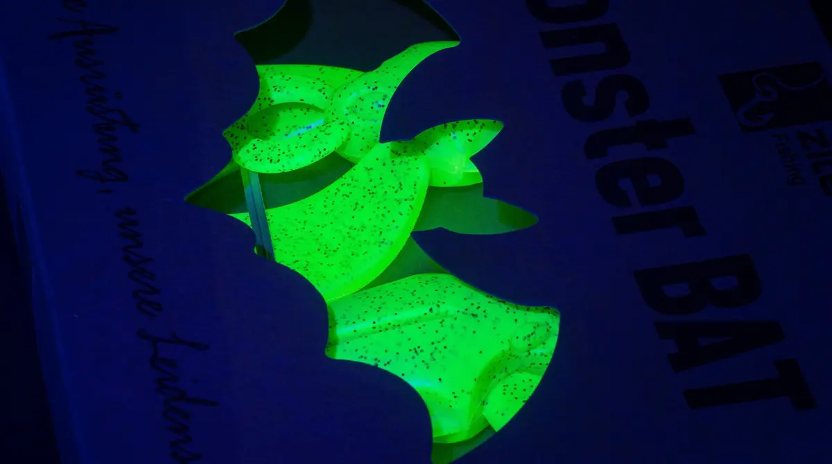 Zite Fishing Monster BAT Creature Bait Lime Killer 18 cm 83 g Großhecht Gummifisch 2 Stück - Detaillierte Übersicht