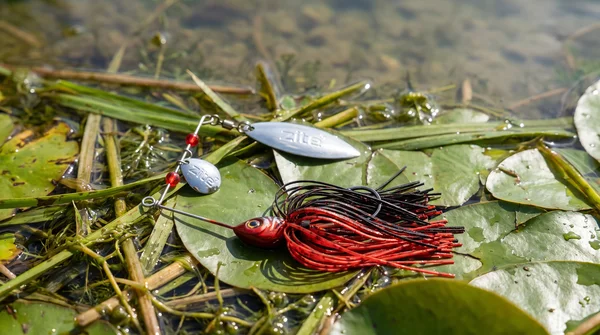 Inzite Rotator Spinnerbaits 21g – Haken 3/0 – Dark Cherry – mit Doppelspinnerblatt & Fransen_auswahl5