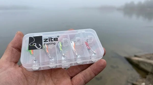 Zite Fishing Jigspinner Set Neon S 5g – 5 Farben für Barsch & Forelle inkl. Tackle-Box_auswahl1