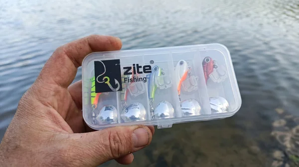 Zite Fishing Jigspinner Set Neon M 15g – 5 Köder im Set mit Köderbox_auswahl5