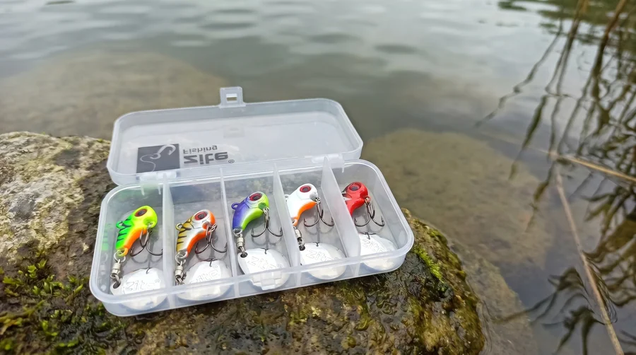 Zite Fishing Jigspinner Set Neon L 10g – 5 Neonfarben Barsch Zander Hecht Tackle-Box - Raubfisch-Einsatz